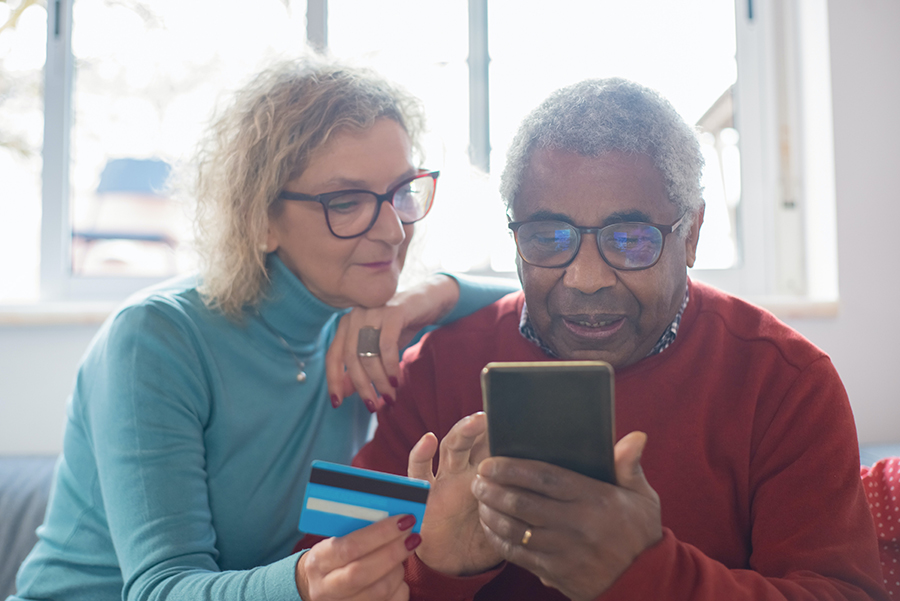 These New Year financial resolutions include creating a retirement spending plan, and seeking advice from the pros.