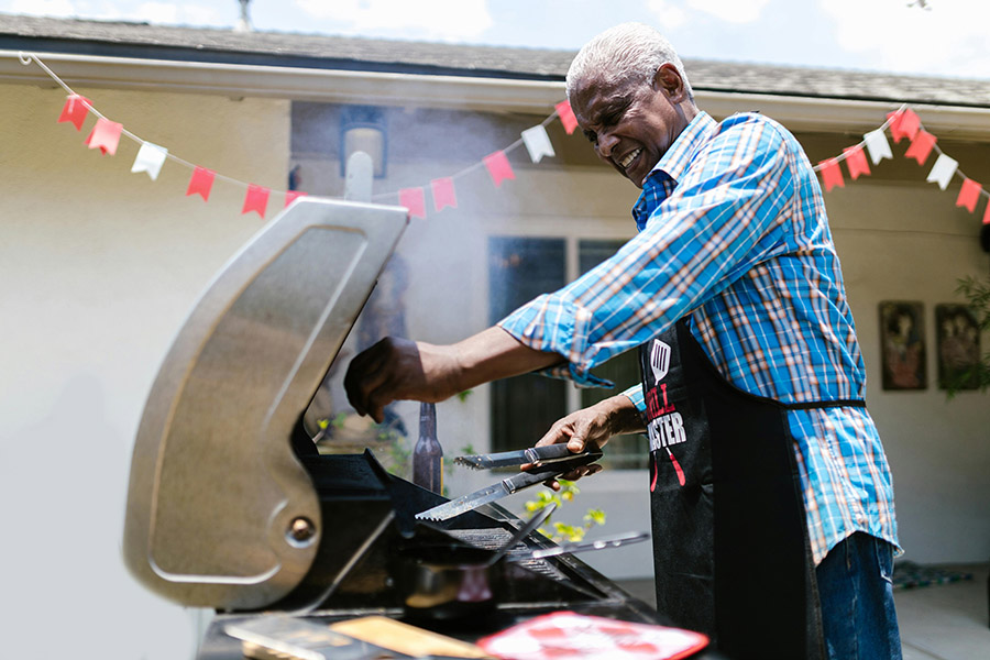 These ideas for a hearing loss-friendly summer cookout can help your guests feel relaxed and have a great time.